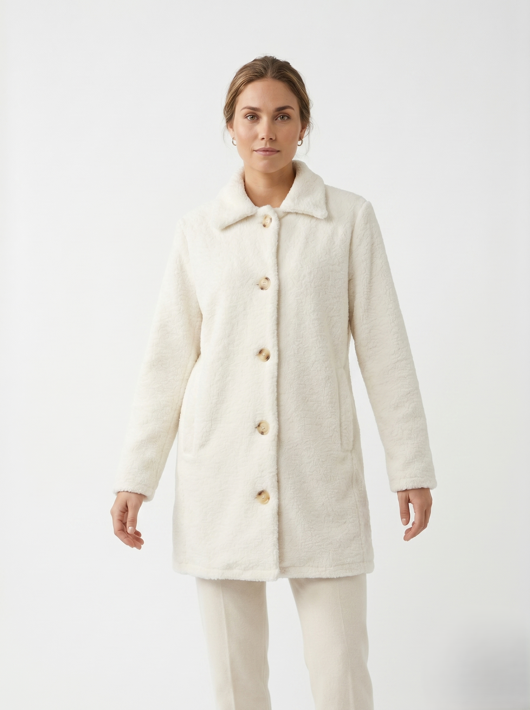 Gabardina De Textura Con Botones En Contraste Color Blanco