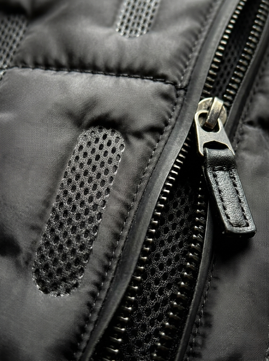 Chaleco Texturizado Capitonado Negro Casual Ligero